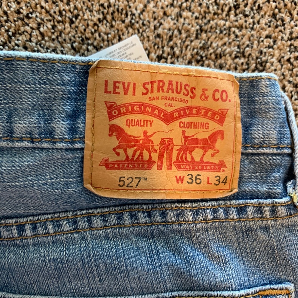 Men’s Levi Jeans